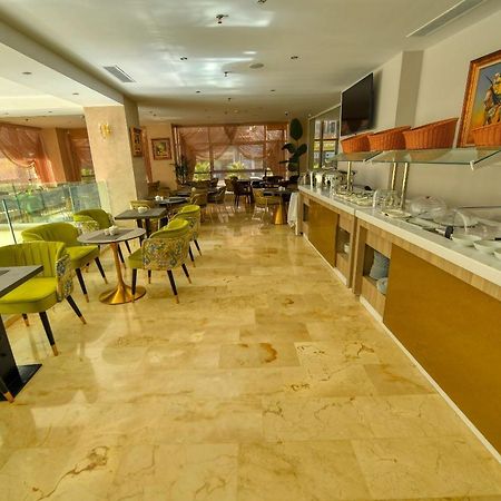Mf Hotel Oran Bir El Djir Bagian luar foto